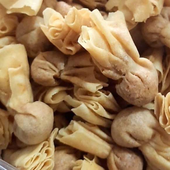 

PANGSIT EKADO ABON AYAM 250 gr (Merk SARIKAYA) / kue kering isi abon ayam WE!