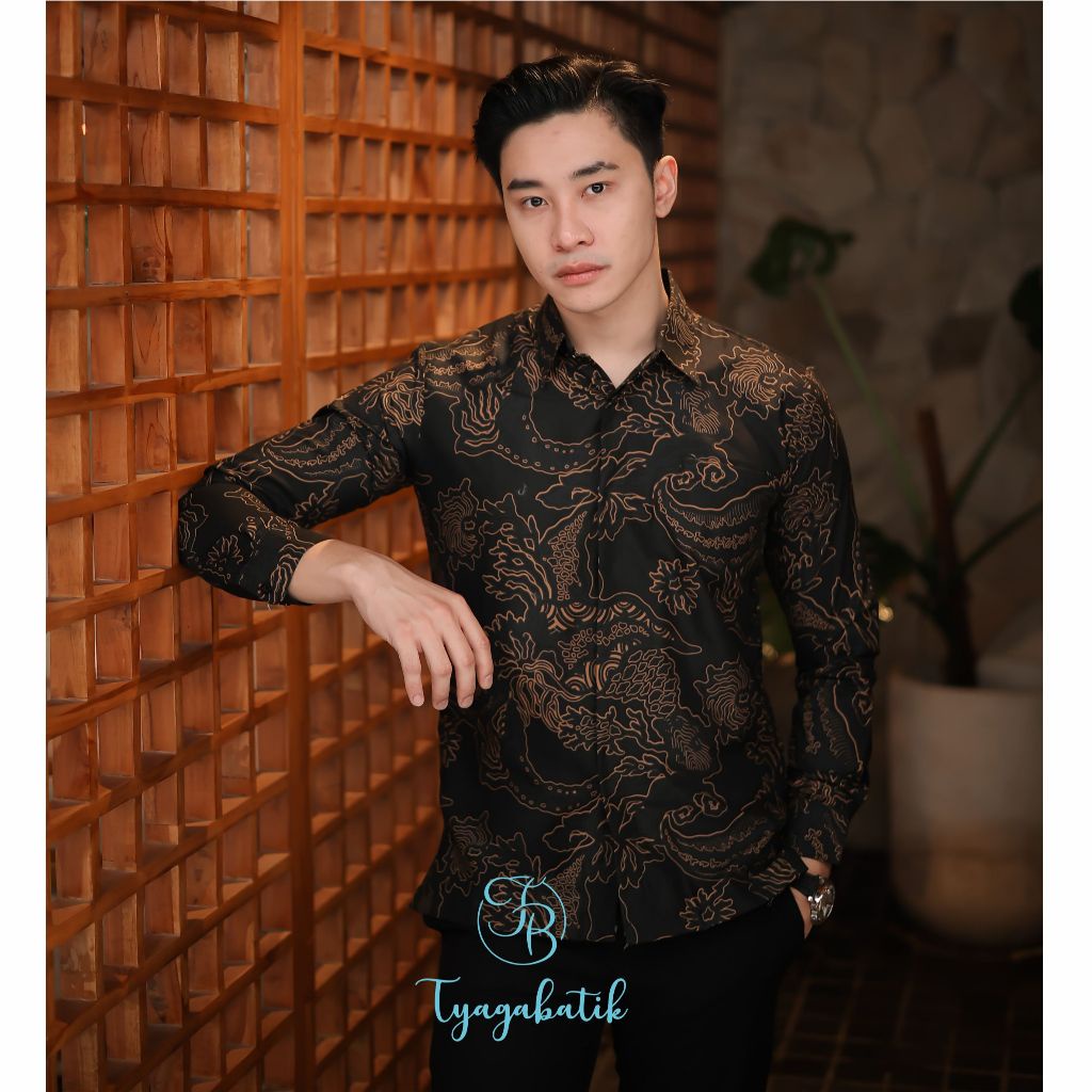 PROMO / Kemeja Batik Slimfit Pria Lapis Furing Premium 1038 Tyaga Batik