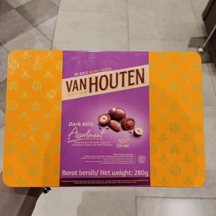 

BARANG TERLARIS Van Houten Dark Milk Chocolate 280 gr kemasan kaleng