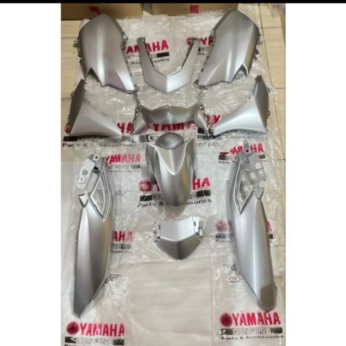 PREMIUM FULL BODY HALUS YAMAHA NEW NMAX CONNECTED 2020-2023 SILVER ORIGINAL