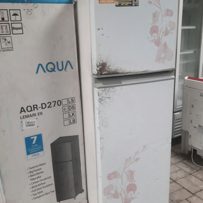 KULKAS 2 PINTU SHARP SJ 305MD SEKEN