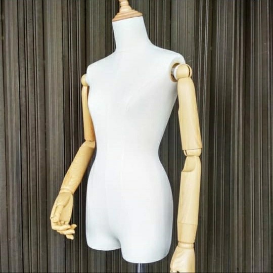 Manekin Tangan Kayu / Manekin Badan Wanita