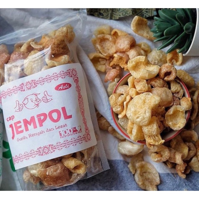 

A Kerupuk Babi Cap Jempol (Asli)