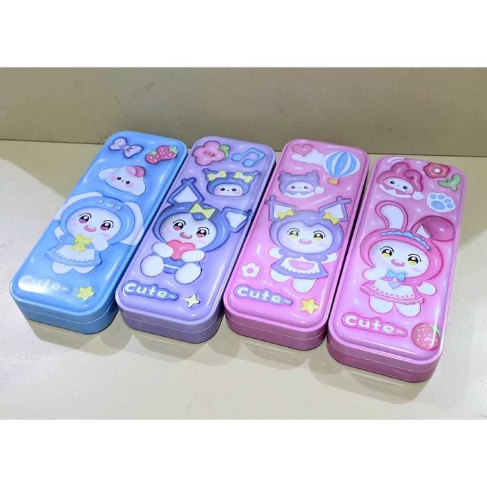 

Kotak Pensil Kaleng Fancy San Rio - 8X20 - Fancy- B816
