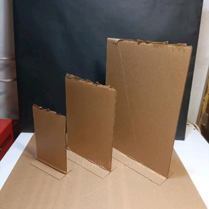 

Akrilik Tent Card/Tempat Brosur Qris Menu A6, A5, A4 Tebal 2Mm Potrait T