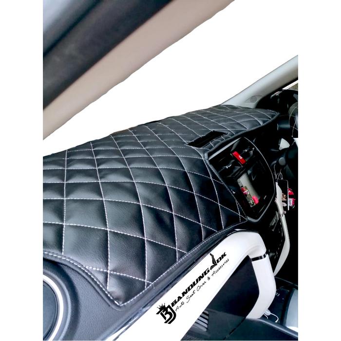 Produk Unggulan Alas Dashboard Mobil Rush Terios 2018-2022 Cover Dashboard Mobil Rush Terios 2018