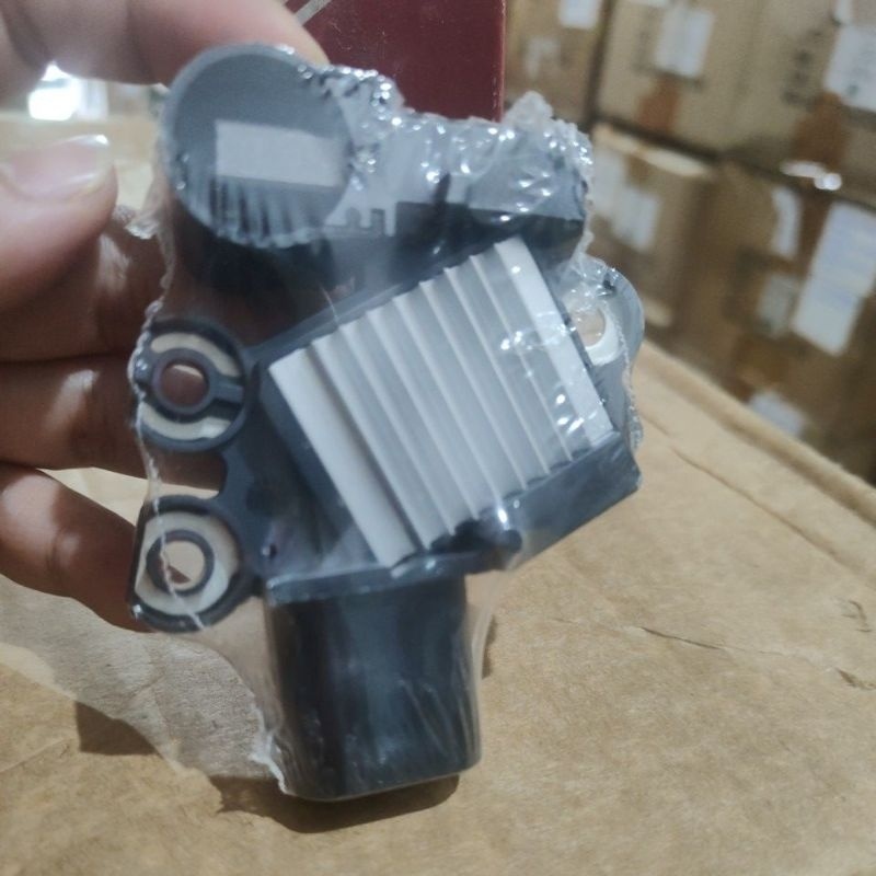 ic regulator USI AUTOMOTIVE picanto new kia rio socket 2 samping 12V  08-052 0510014