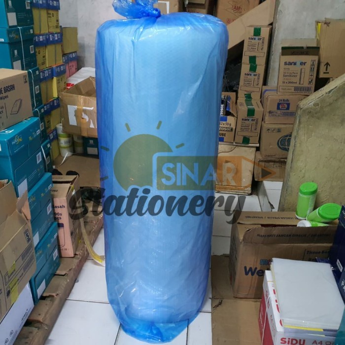 

party- Bubble wrap putih ukuran 50m x 125cm bungkus biru