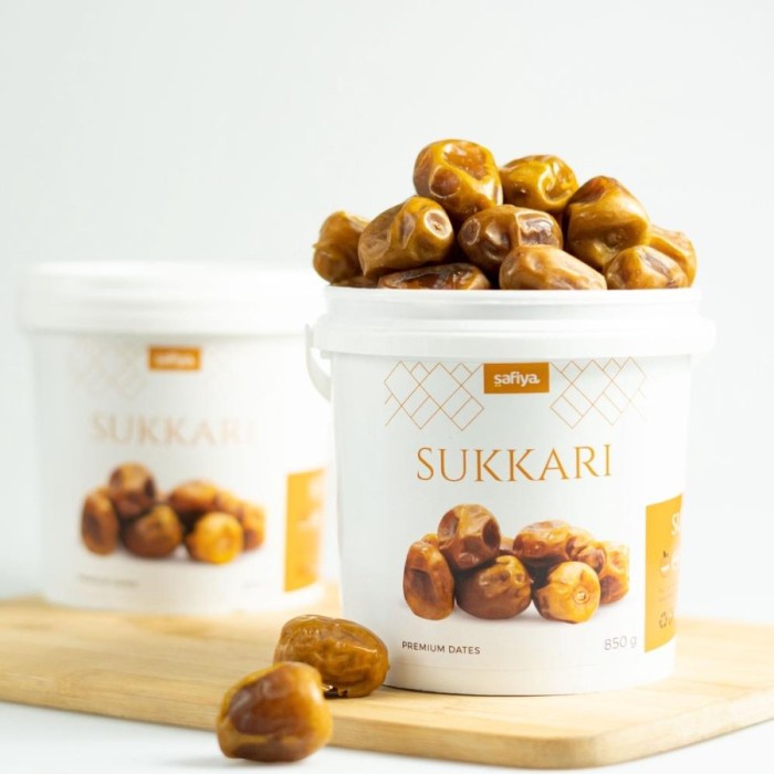 

Lezat- Kurma Sukari Kemasan Ember Al Qassim 850 Gr