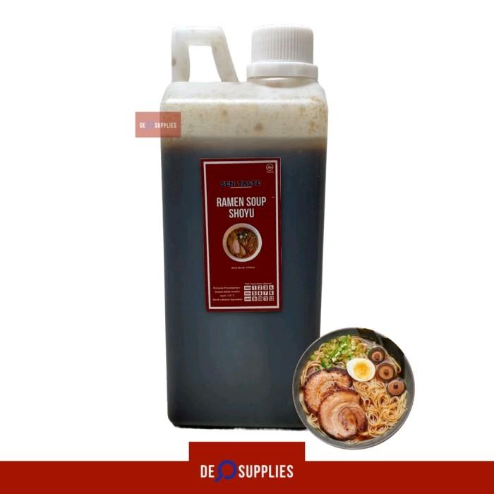 

Shoyu Ramen Soup Sentaste 1kg - Kuah Ramen Sop Shoyu Soy Sauce Halal
