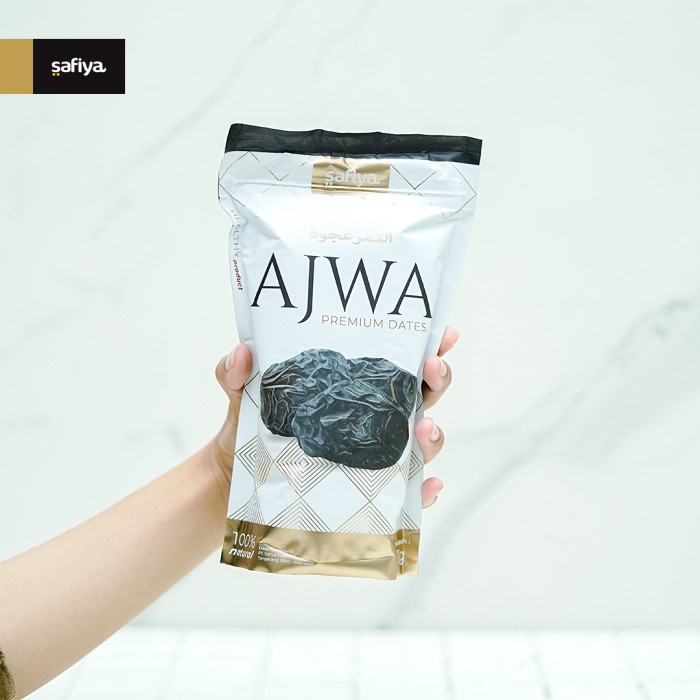 

Safiya Kurma Ajwa 150 Gram Kurma Nabi Premium Original