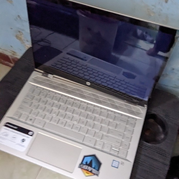 Laptop HP X360 8/256 Bekas *