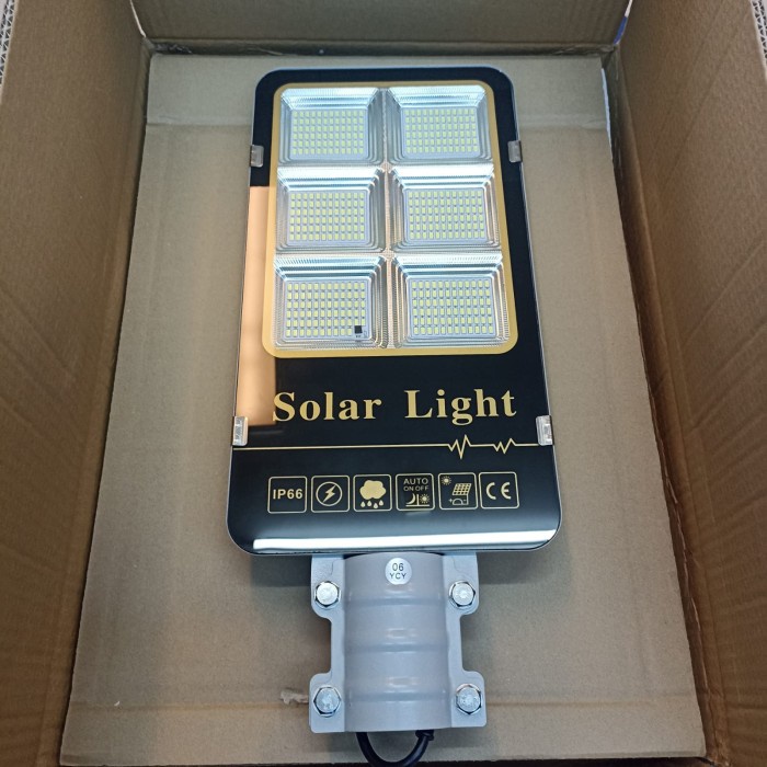 BURUAN,. LAMPU JALAN SOLAR CELL / LAMPU PJU 2 IN 1 TWO IN ONE