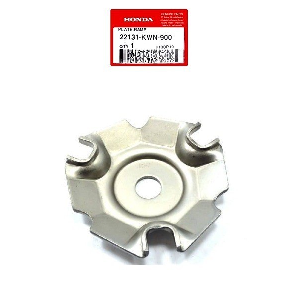 TERLARIS PLAT BESI TUTUP RUMAH ROLLER VARIO 125 / VARIO 150 (22131-KWN-900) AHM