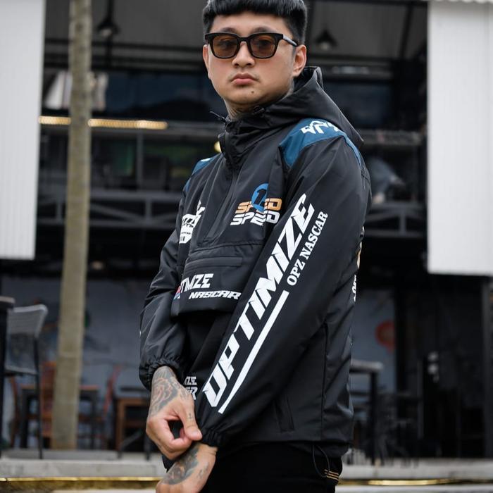 Optimize Jaket Parasut Waterproof Cagoule Nascar Race Warna Hitam Putih Casual -AmanahJaminan