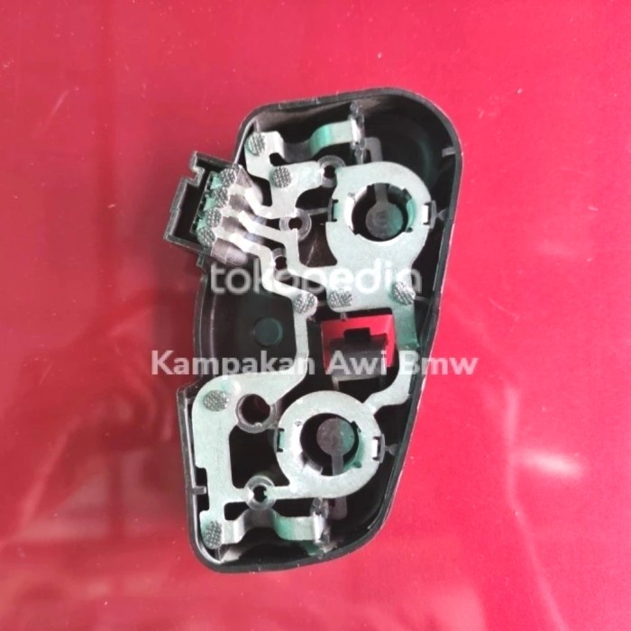 Rumah Bohlam Stoplamp Bagasi Belakang Kanan Bmw E46 (Second)