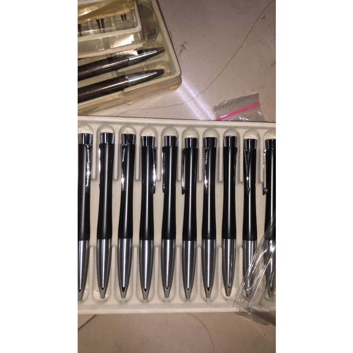 

*#*#*#] ballpoint parker urban silvr clip silbver / black clip silver / black klip gold plus gift