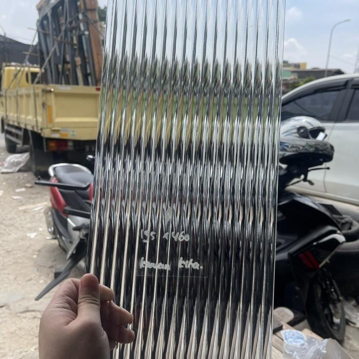 Kaca moru es motif tebal 5 mm kaca moru motif garis-garis