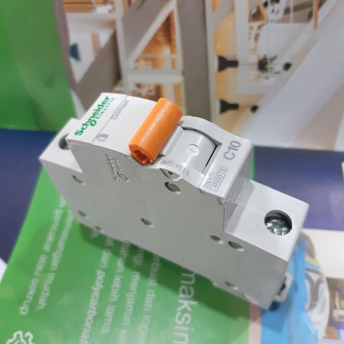 JT READY MCB SCHNEIDER 1 PHASE DOMAE 10A MERLIN GERIN 10 AMPERE C10