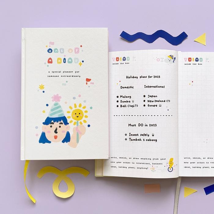 

ONE OF A KIND UNDATED PLANNER PEEKMYBOOK / WEEKLY AGENDA 2023 2024 / JOURNALING PLANNER 2023 2024 /