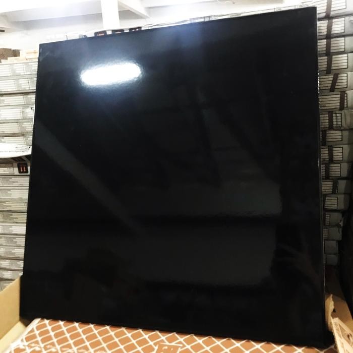 Keramik 60X60 Hitam Polos (Glossy)/ Keramik Hitam Polos