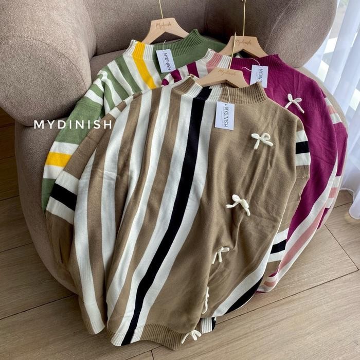 Syamira- Benty Tunik Blouse Rajut Atasan Wanita Motif Garis