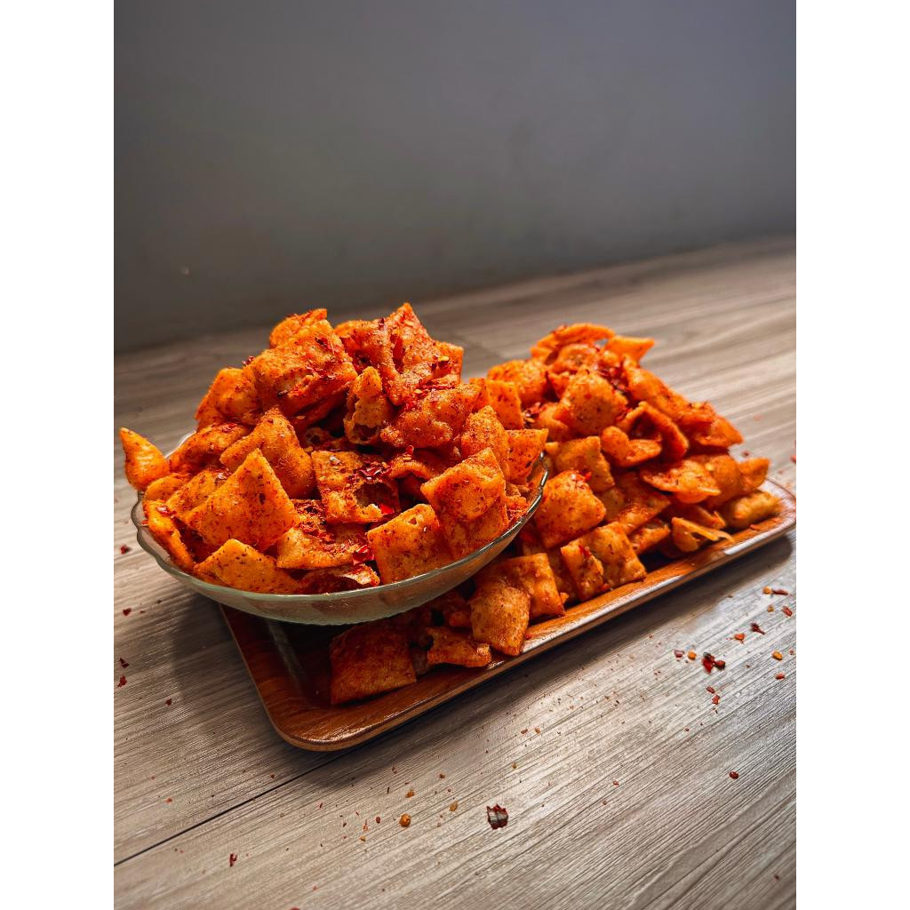 

Dapur Joglo Keripik Cireng Pedas Daun Jeruk 500Gr