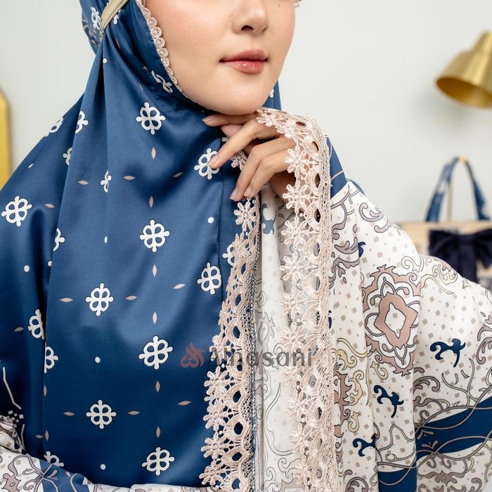 Thameer- [Gratis Scrunchie] Mukena Dewasa Jumbo Premium Silk Renda mewah 2in1 tas mewah Laveenya