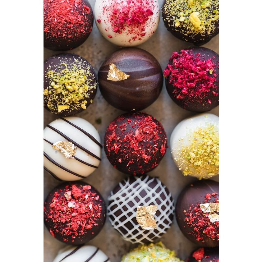 

Cemal Cemil Makyus Lagie Flamboyant Coklat Batang 250Gr - Coklat Warna Rasa - Coklat Blok -