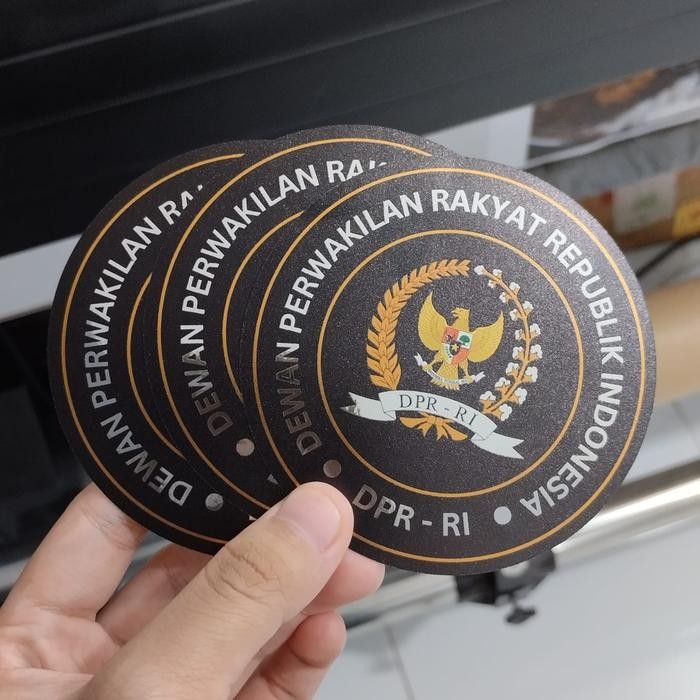 

Cetak Stiker Hologram / Chrome Premium Maxdecal Diecut A2 (45X60Cm) Tinta Eco Atau Uv Gell