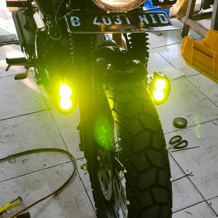 PREMIUM Lampu LED sorot lampu motor tambahan oval kuning kabut