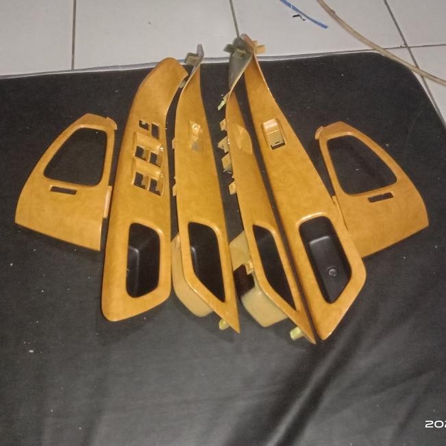PREMIUM panel wood innova 2005-2011 original motif kayu