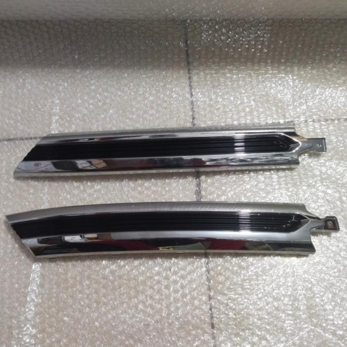 List Grill Ertiga Suzuki Xl7 2022 Original
