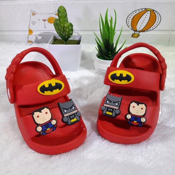 TapakKecil- Sandal Anak Laki-Laki Tali Belakang Karakter Batman 20-25 Kaki Empuk Sandal Jepit Laki
