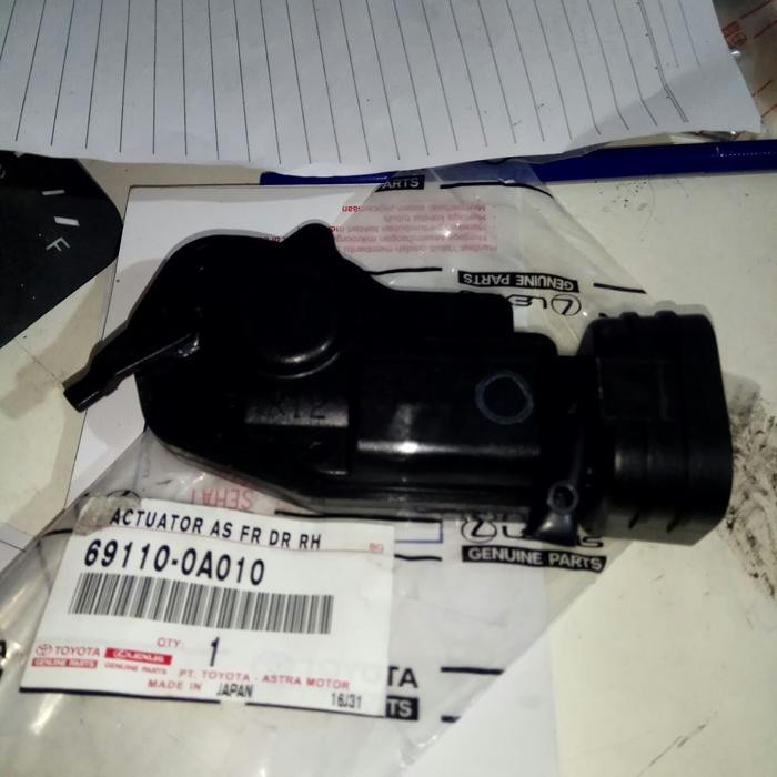 actuator motor central lock toyota kijang kapsul depan kanan original