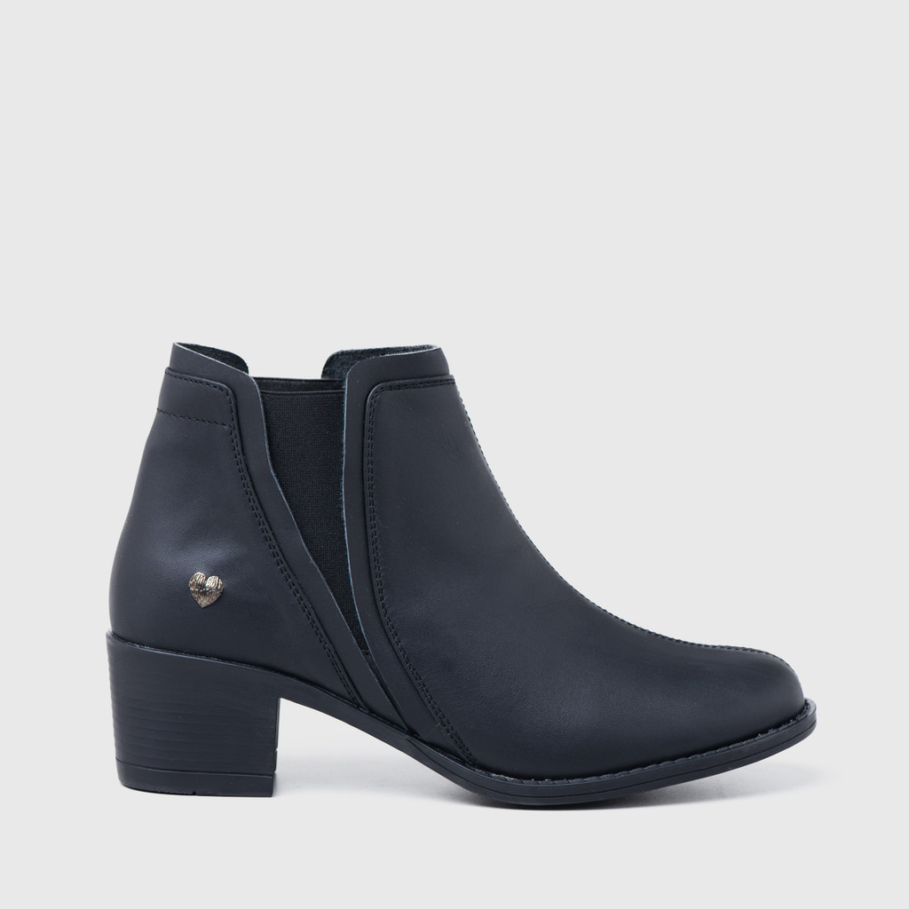 Adorableprojects - Butty Boots Genuine Leather Black - Sepatu Chelsea Boots