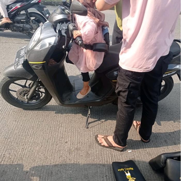 Jok Boncengan Anak( Untuk Motor Genio)
