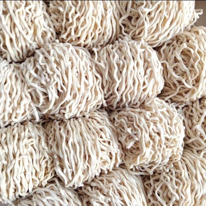 

SemuAReadyYaB0Zq- Mie basah/mi mentah (pakai telur) bahan mie ayam bakmie bakmi pangsit