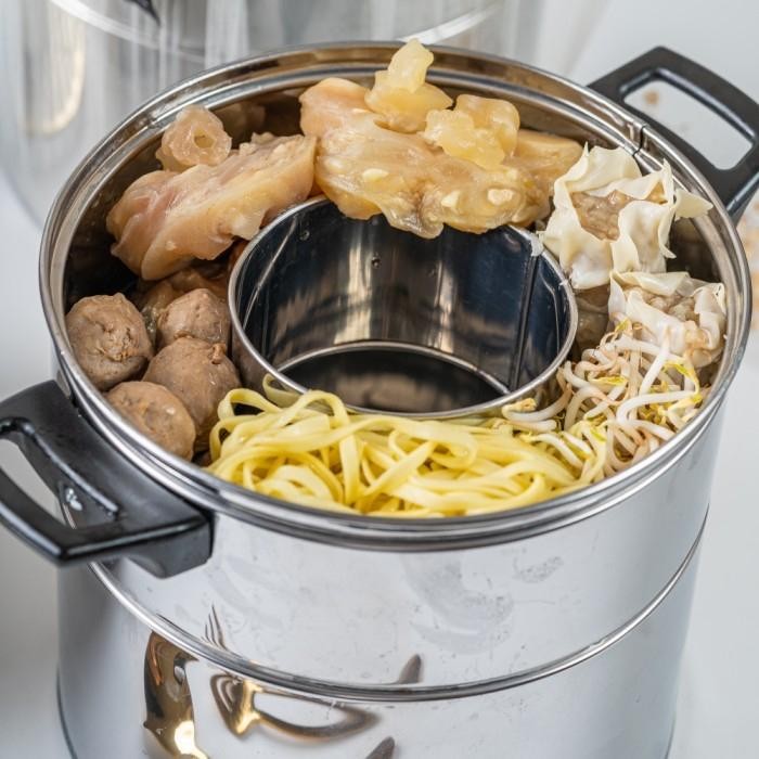 

SemuAReadyYaB0Zq- Dandang Mie kocok komplit