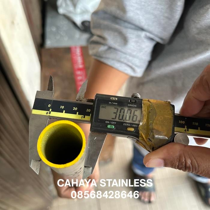 pipa aluminium od 30mm tebal 2mm Kode 1210