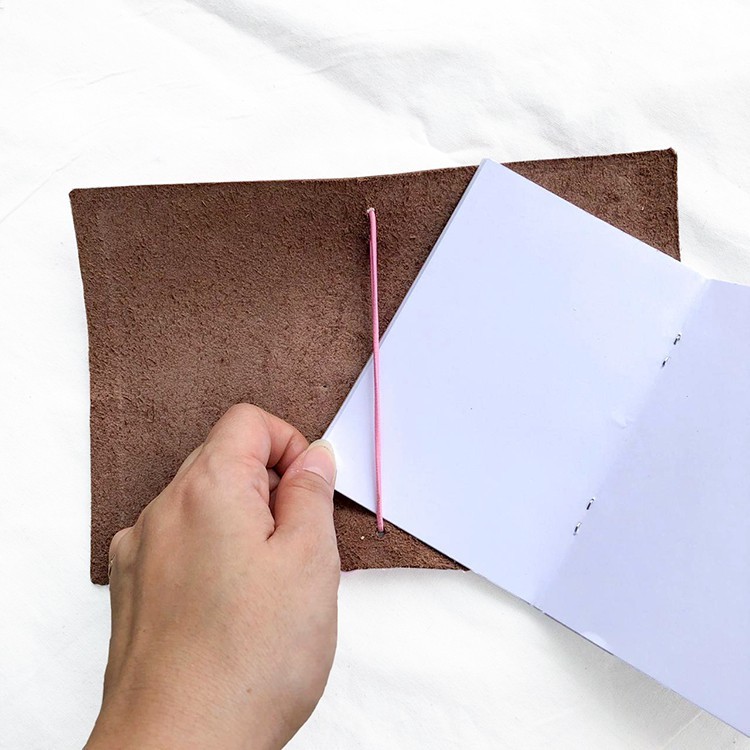 

Leather myntyd (Passport Size) (Traveler's Notebook/Journal)