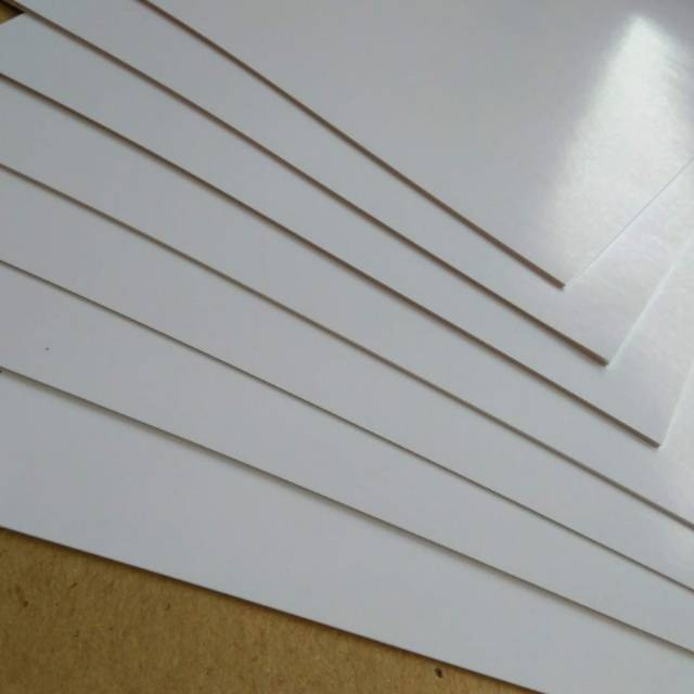 

( 50 Lembar ) Kertas Art Paper 150 Gsm Ukuran Plano / 65cm X 100cm