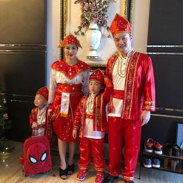 Baju Adat Maluku Dewasa / Baju Adat Ambon Dewasa