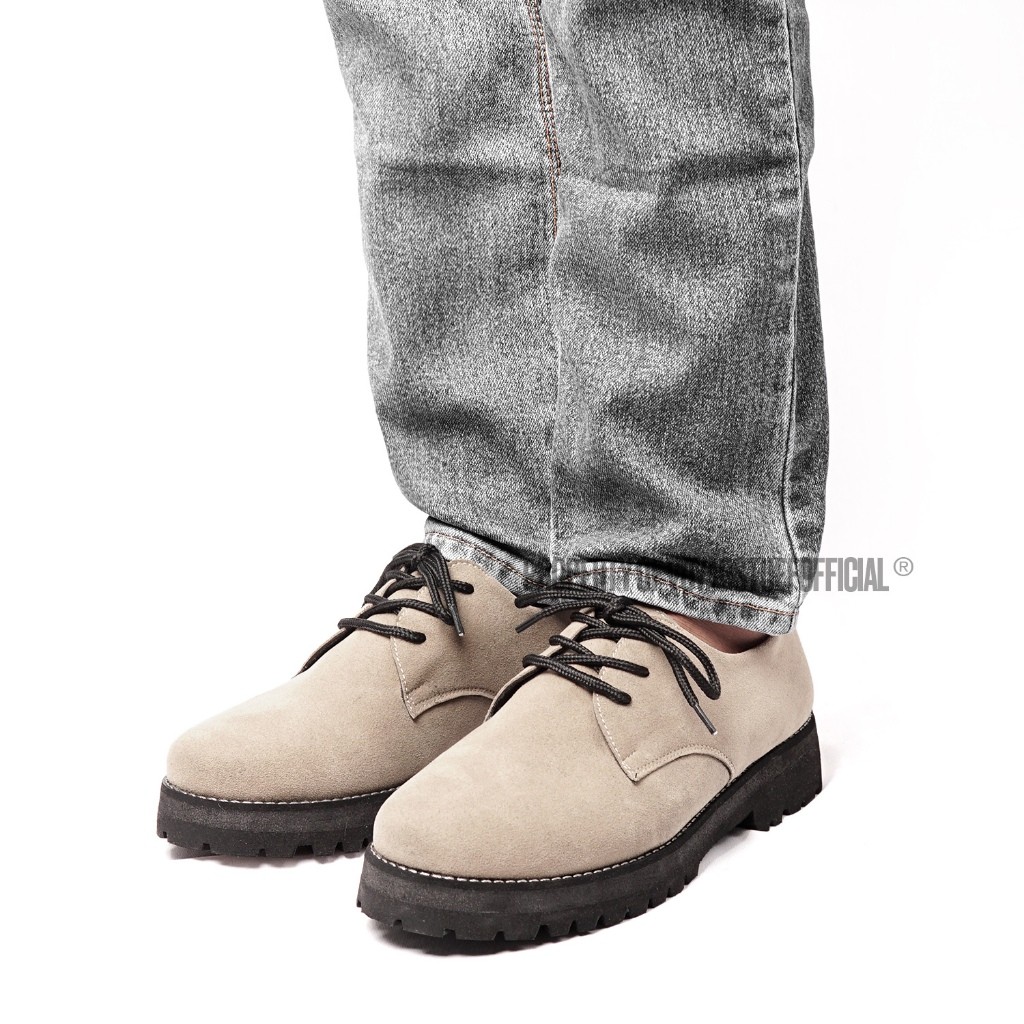 Voyagstuffofficial - Barney Cream Boots Suede Pria