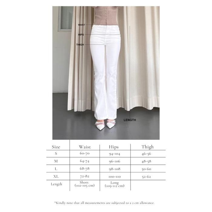 Blumjean- Anni Flare Jeans / White Flare Jeans / Cutbray Jeans