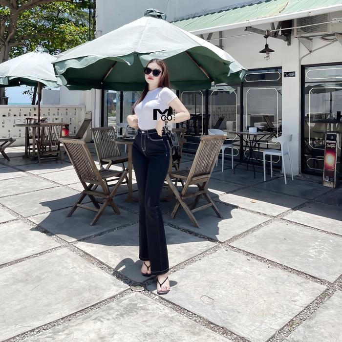 Blumjean- Mco Jeans Ootd Sz 27-34 Celana Highwaist Jeans Cutbray Rubby Black Celana Cutbray