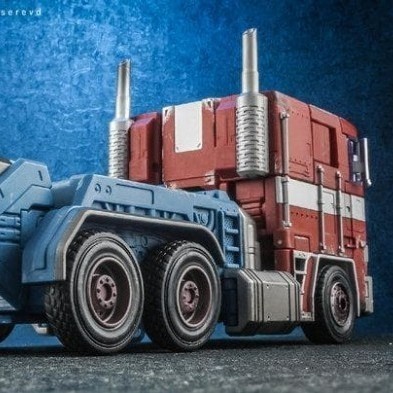 SALE EVOLUTION METAMORPHOSIS OF MECHA OPTIMUS PRIME MPP10 READYY