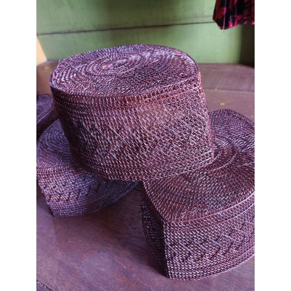 Cuci Gudang  Peci Akar Jangang Khas Kalimantan Tipe 25