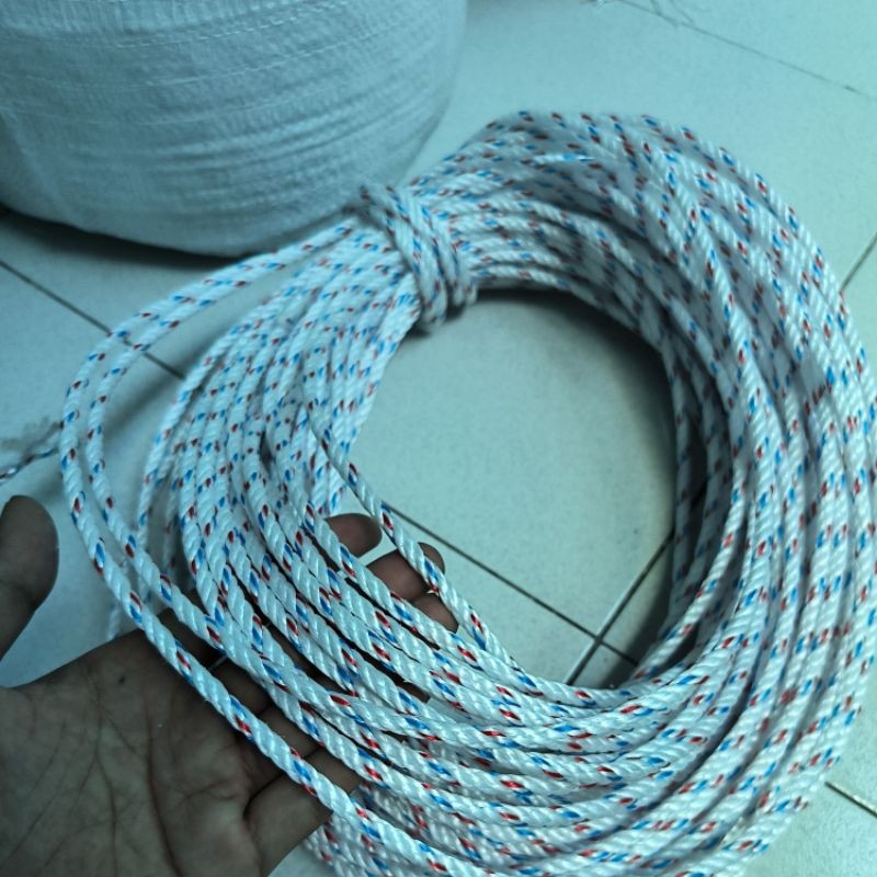 

JH8 TAMBANG PPD 5MM PANJANG 50METER/TALI TAMBANG TRUK/TALI PLASTIK/TAMBANG PENGIKAT BARANG