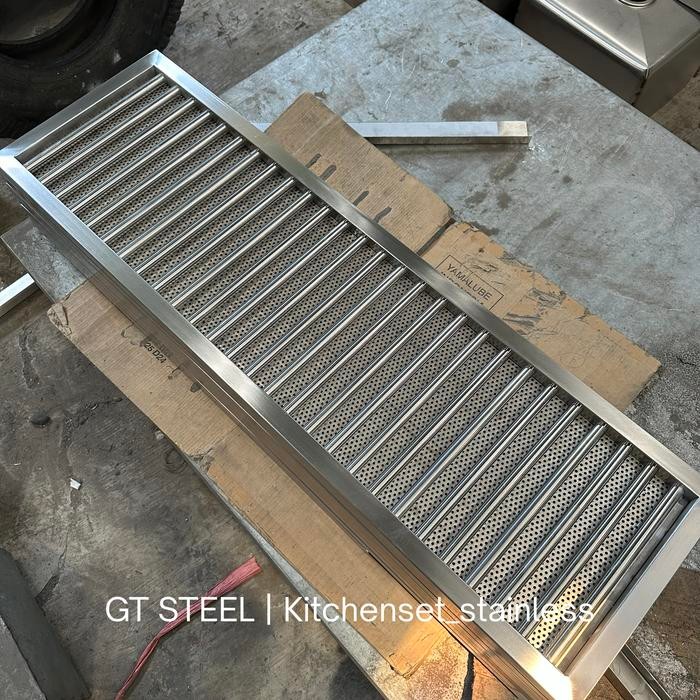 PREMIUM Grill Gutter Stainless + Perforated Plat